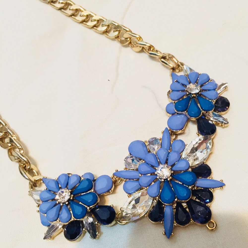 Francesca’s Statement Necklace